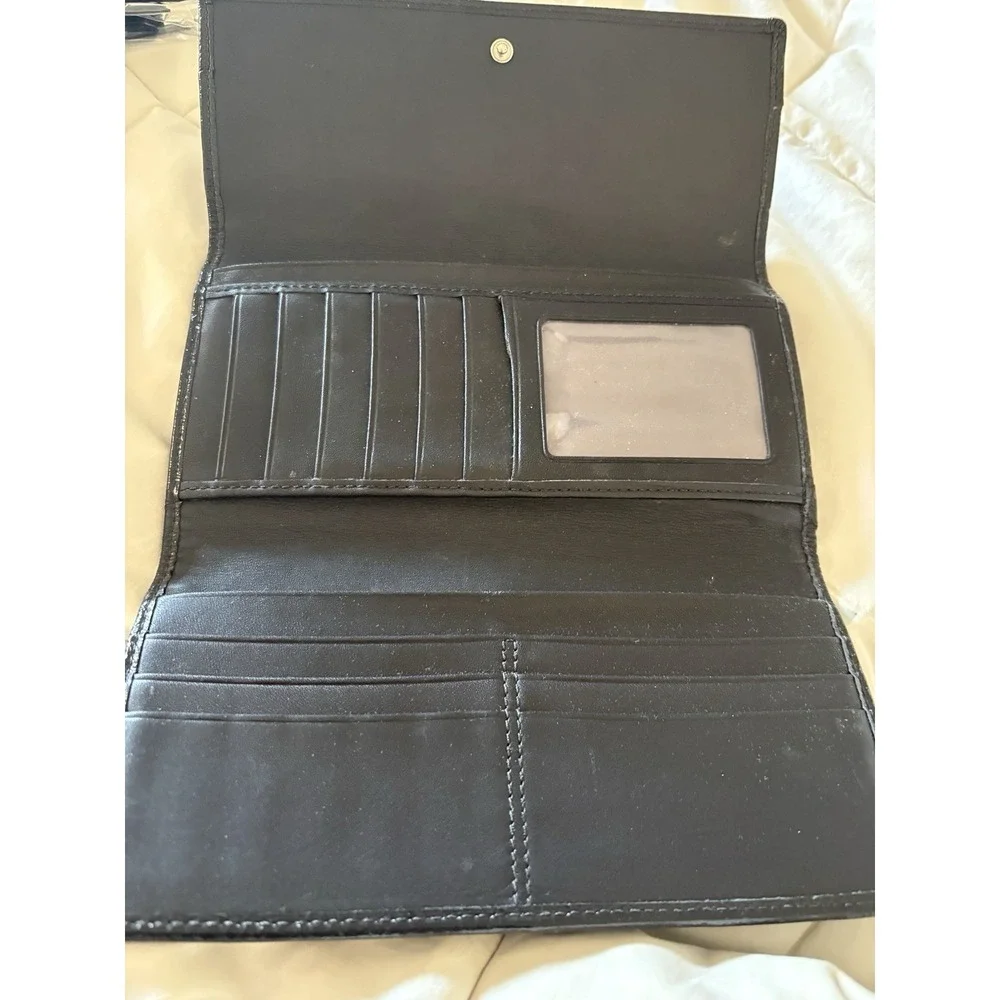 Coach‎ Signature Zip Around Wallet Canvas Leather Trim